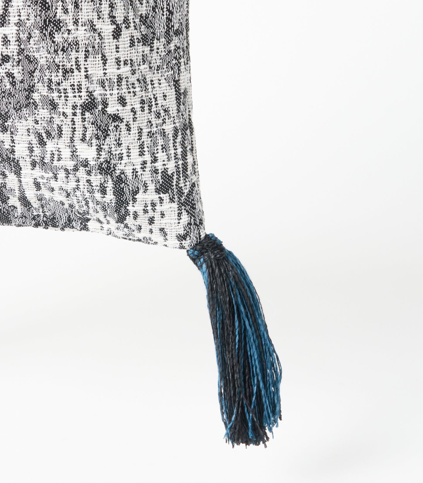 EBONY×DIDION. フリンジショルダーポシェット ”Water Jacquard” White