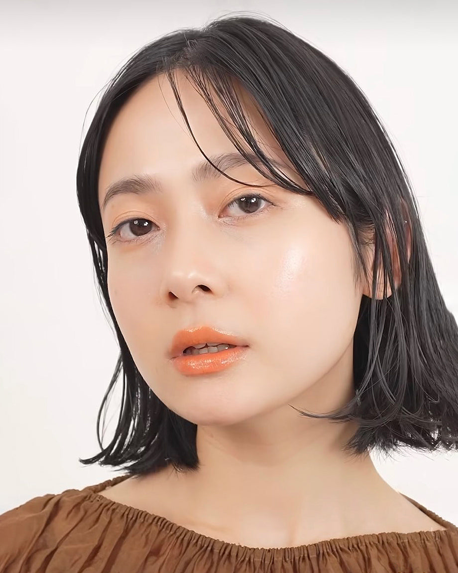 澄んだきらめきと透明感をまとったーアイシースパークメイク