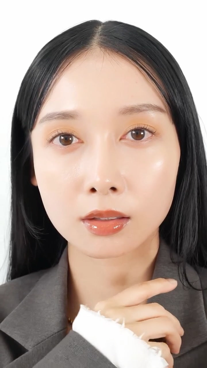 ツヤで仕込む、メルティリップグロスを使ったブラウンムードメイク