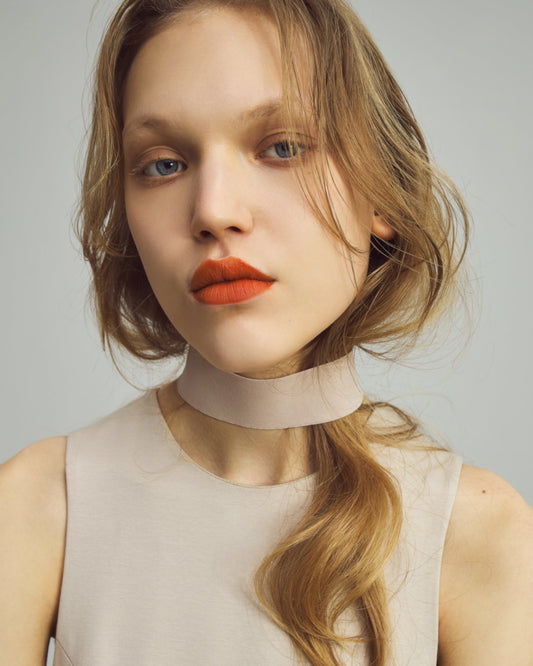 【DIDION×JURK コラボ第3弾】ベルベットのように軽やかに、唇にフィットするマットリップ
